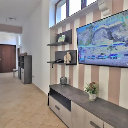 Yourhome - New